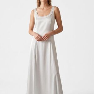 Vintage Queen Anne’s Lace by Eileen West 100% silver silk maxi nightgown sz Sml